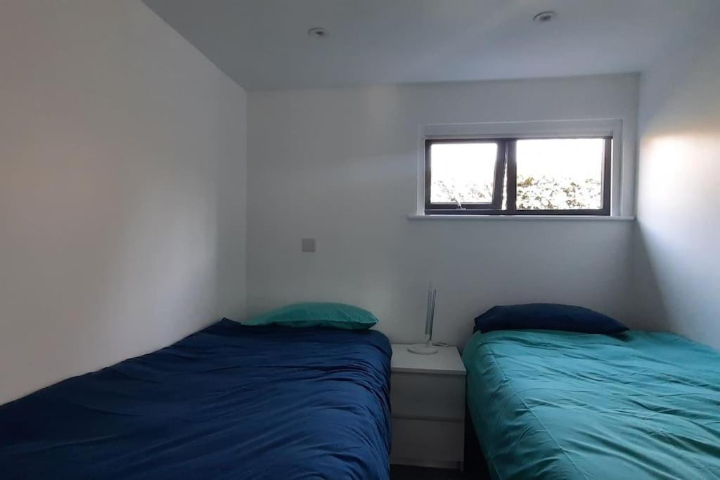 Sycamore Lodge Kent With Ev Zappi Type 2, Swimming Pool For A Fee Sellindge المظهر الخارجي الصورة